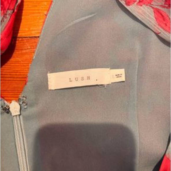 Lush Dress Women’s L - Picture 3 of 3